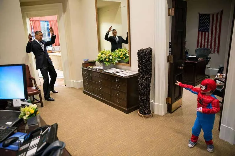 White House Photographer Releases Favorite Images of Obama Through His Presidency