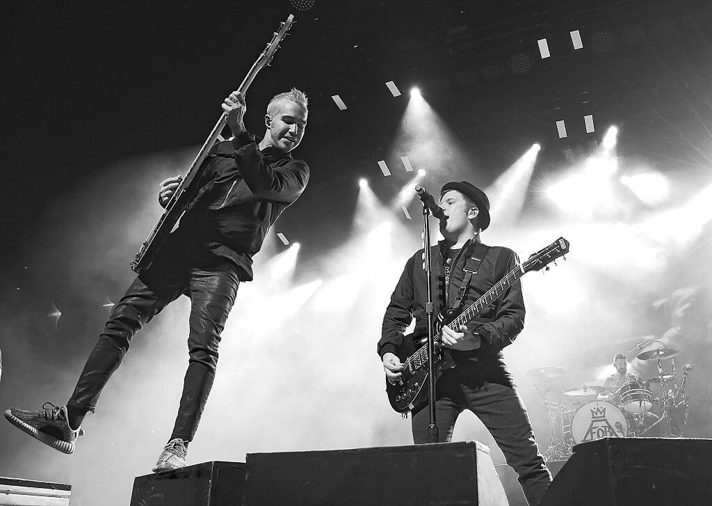 pete-wentz-height-short