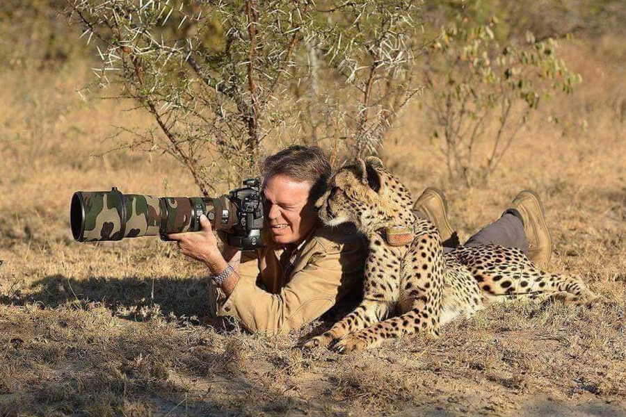 cheeting becoming photographer
