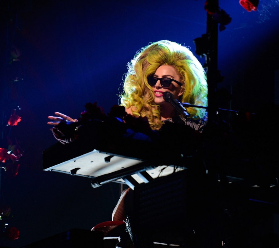 lady gaga (1) lady gaga (1)