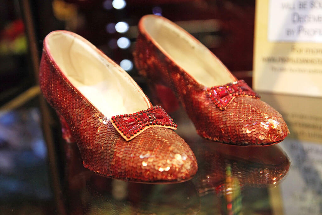 ruby-slippers-54906-76621.jpg