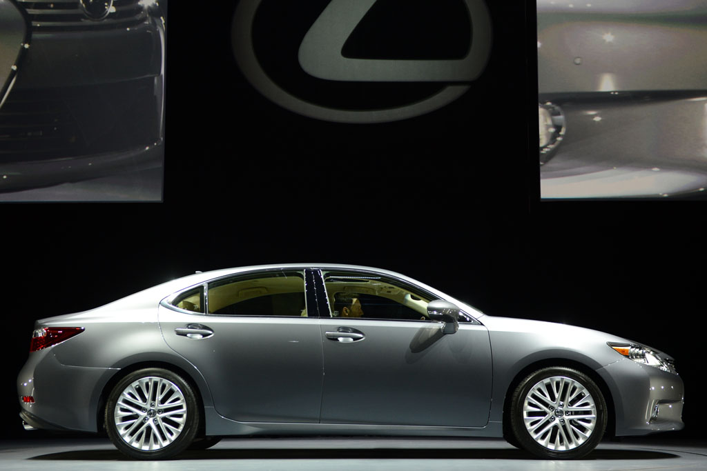 lexus es 350 lexus es 350 loses value fast