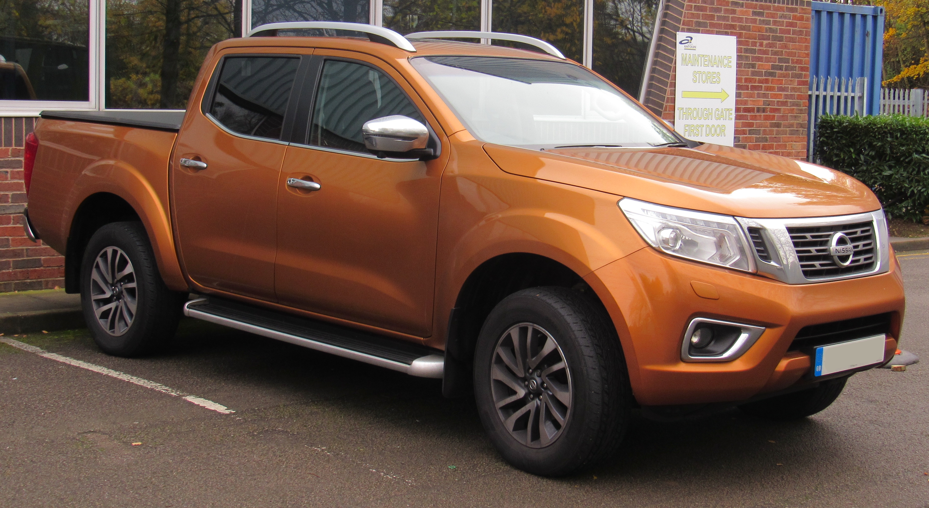2016_Nissan_NP300_Navara_Tekna_DCi_3.0 2016_Nissan_NP300_Navara_Tekna_DCi_3.0