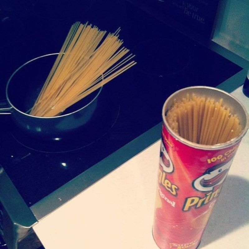 pringles can noodles store noodles in a pringles can