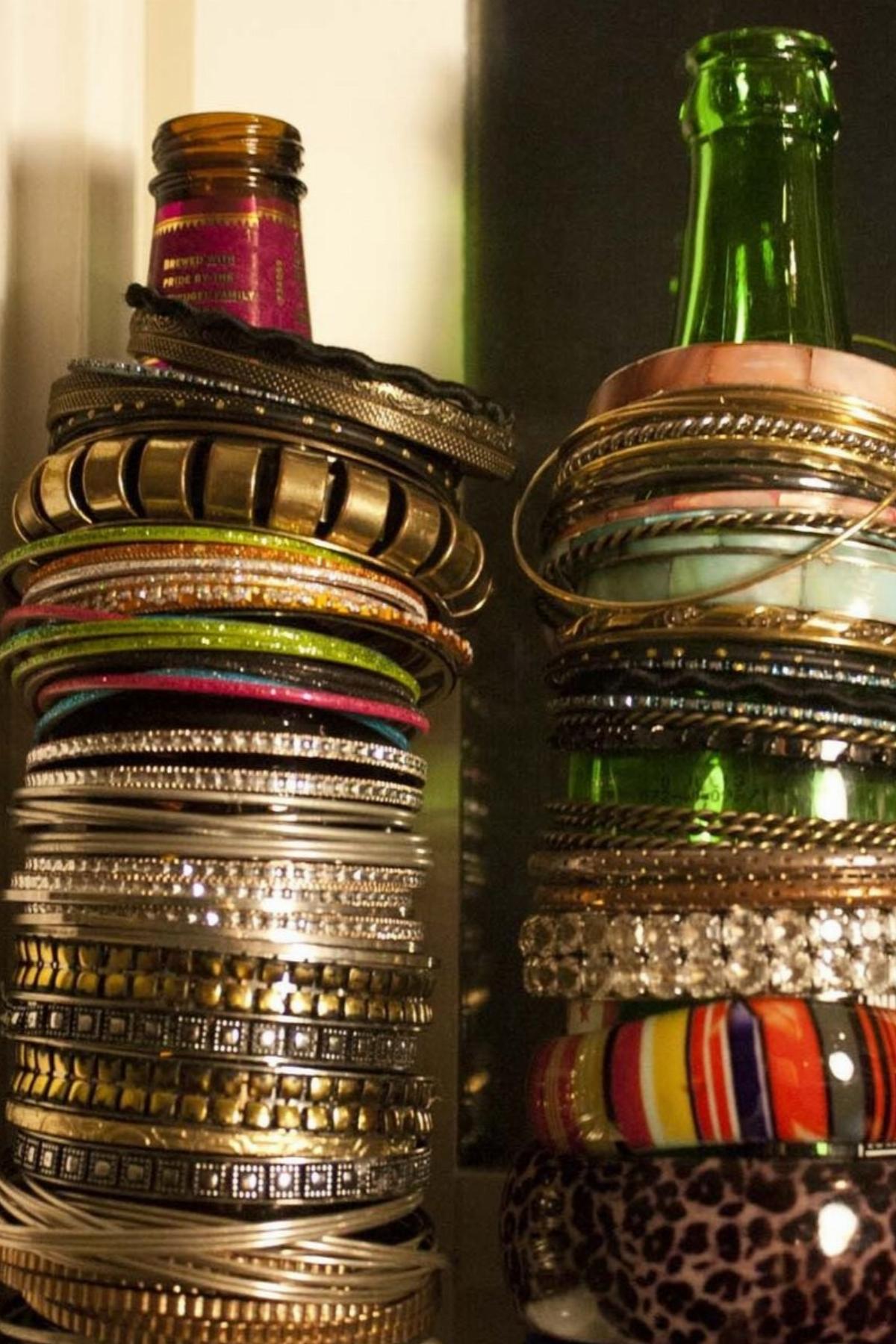 bottle bracelet holder use an old bottle as a bracelet holder hack