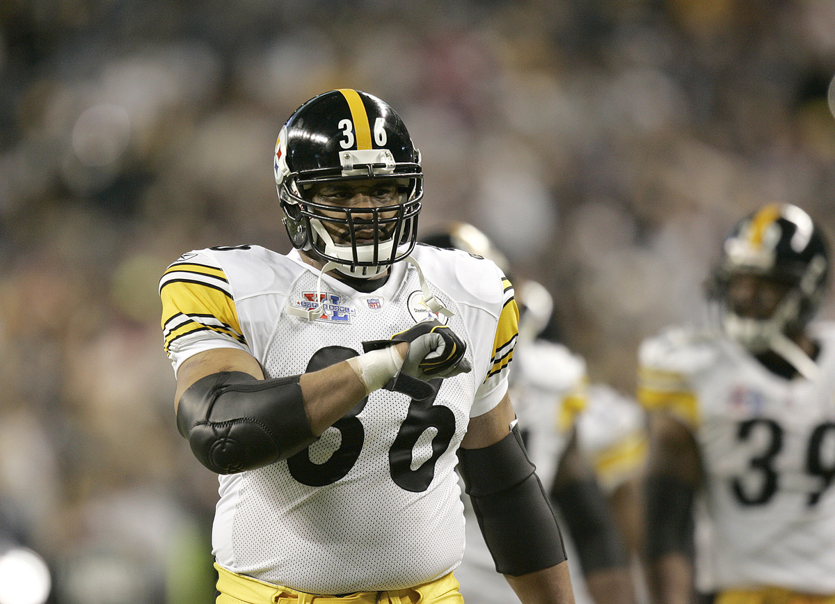 Super Bowl XL - Pittsburgh Steelers vs Seattle Seahawks Super Bowl XL - Pittsburgh Steelers vs Seattle Seahawks