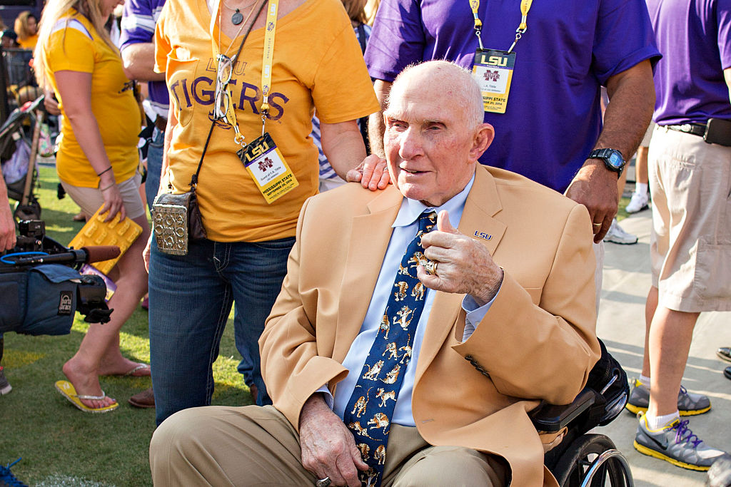Y.A. Tittle-455809294 BATON ROUGE, LA - SEPTEMBER 20: Y.A. Tittle gives a thumbs up on the sidelines before a game between the LSU Tigers and the Mississippi State Bulldogs at Tiger Stadium on September 20, 2014 in Baton Rouge, Louisiana.
