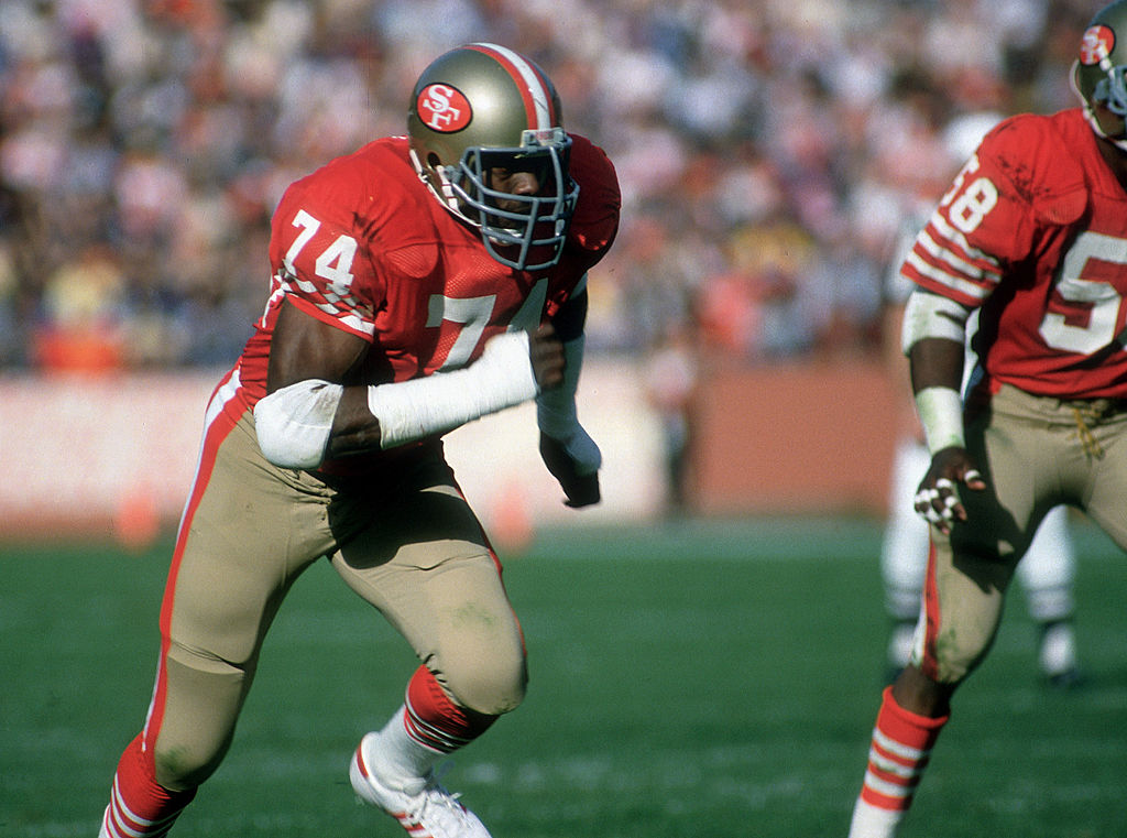 Fred Dean -79798160 San Francisco defensive end Fred Dean (74) rushes from the right side. The 49ers defeated the Buccaneers 24-7 at Candlestick Park, San Francisco, CA on November 25, 1984.
