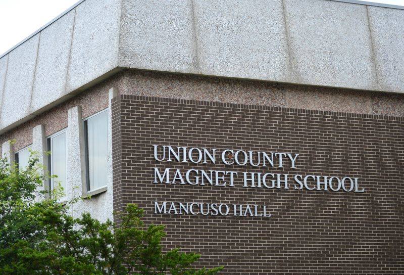 48959184_23265Union County Magnet High School23840909391_2068495840762134528_n