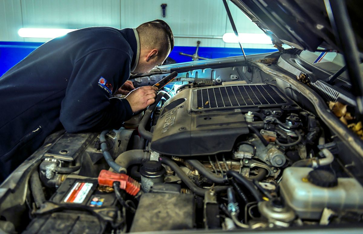 FRANCE-TRANSPORT-MECHANICS FRANCE-TRANSPORT-MECHANICS