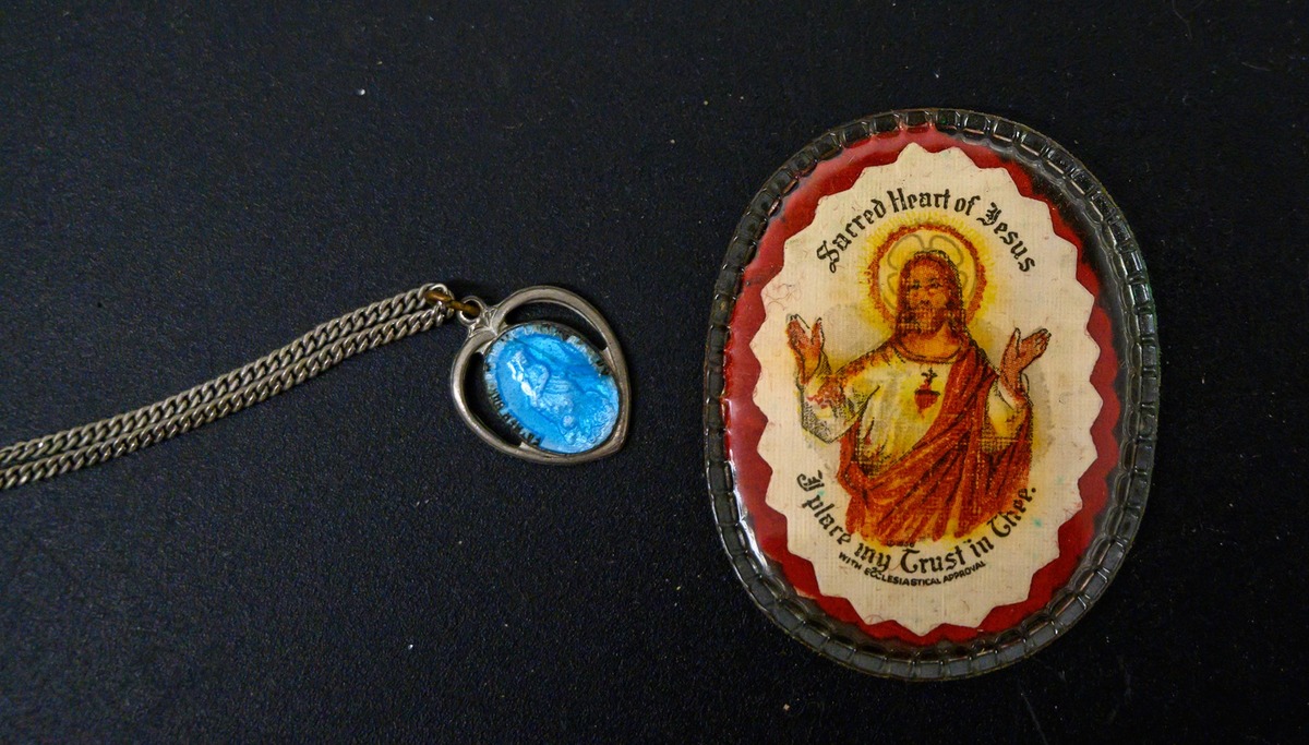 patti rumfola sacred heart necklacce