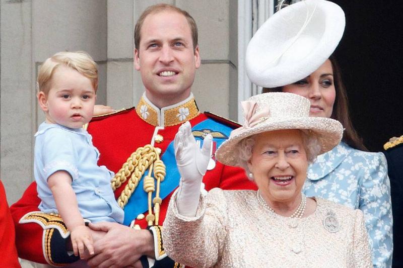 cambridge-throne-477035286 cambridge-throne-477035286