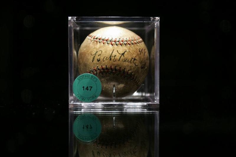 Signed Sports Memorabilia -51779174 Autographed baseball