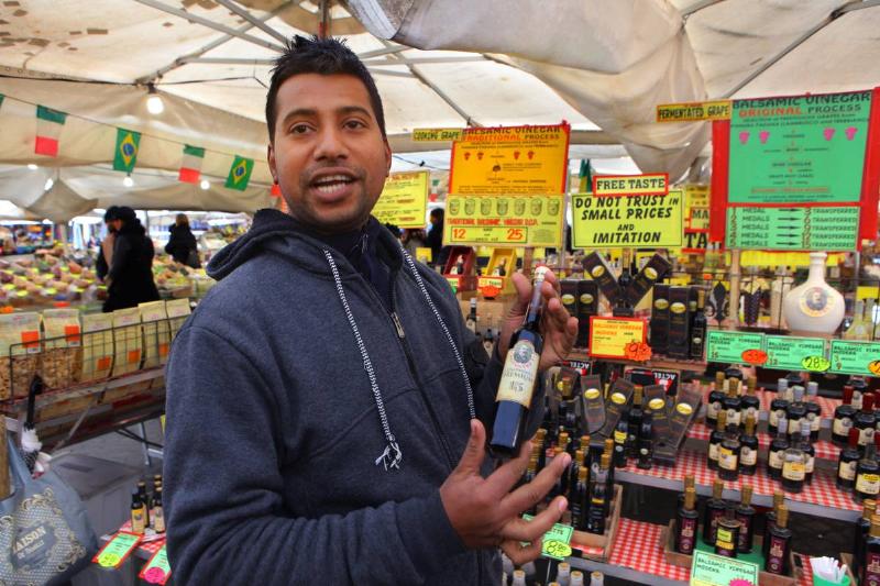 Bangladeshi Migrants Work In Rome's Campo Di Fiori Market Bangladeshi Migrants Work In Rome's Campo Di Fiori Market