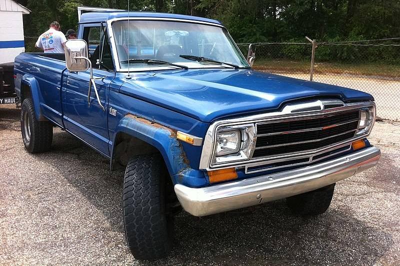 800px-Jeep_J-10_pick-up_blue_f_md 800px-Jeep_J-10_pick-up_blue_f_md
