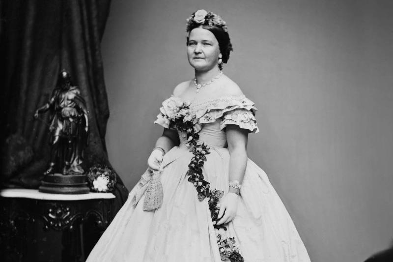 Mary Todd Lincoln, 1861 Inaugural Gown  Mary Todd Lincoln, 1861 Inaugural Gown