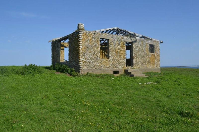 Outer Bald Tusket island Picture of a house