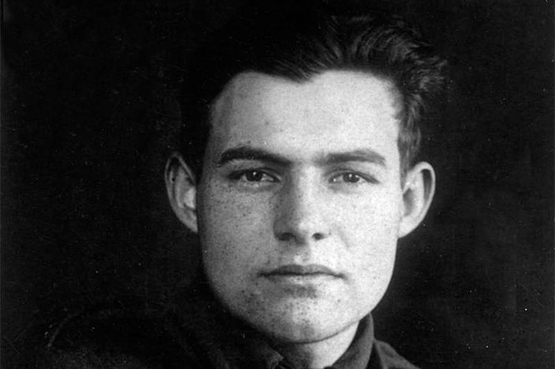 ernest hemingway black and white photo when he was young