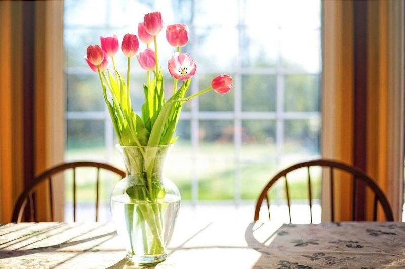 flower-vase flower-vase
