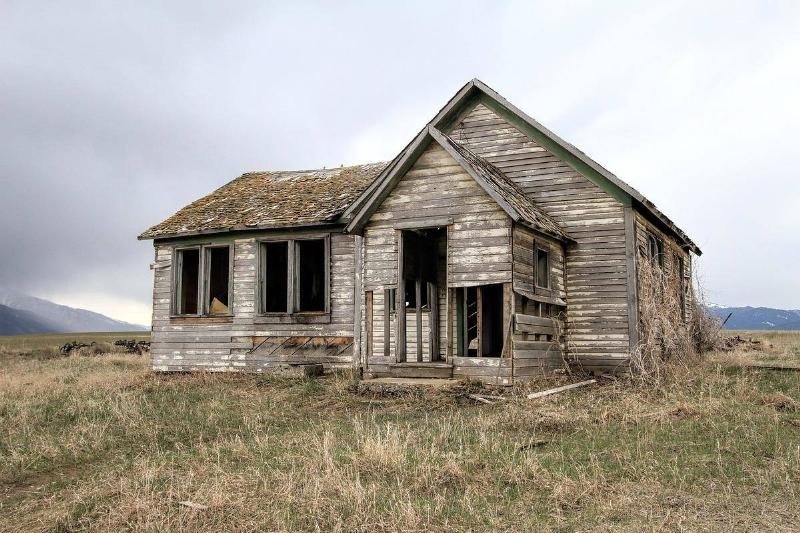 old-farm-house-2096647_1280-83798 old-farm-house-2096647_1280-83798