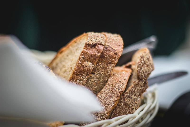 bread bread in a basket