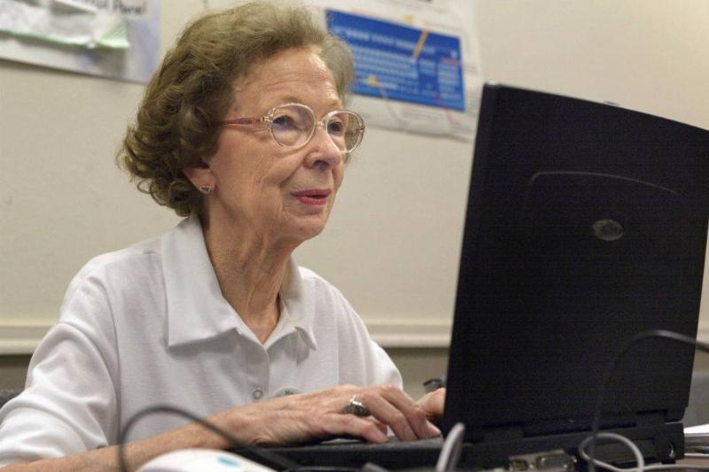 computer 2189308 elderly woman using a laptop