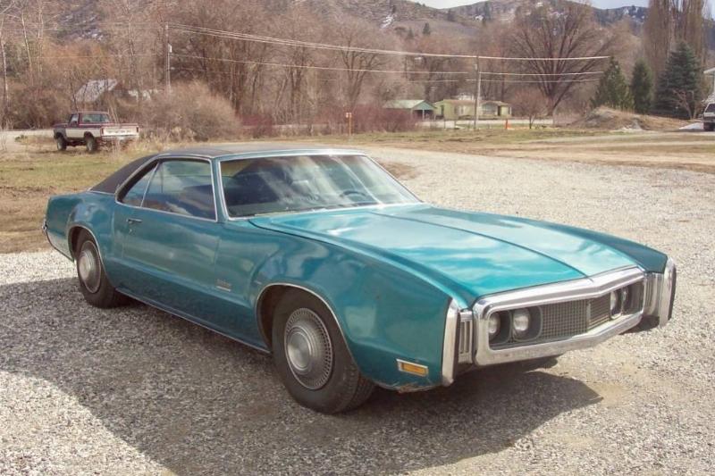 1970_Oldsmobile_Toronado_ Flickr_-_denizen24