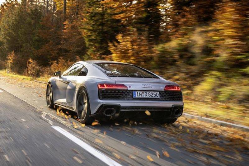 2021-audi-r8-mmp-2-1603746704 2021-audi-r8-mmp-2-1603746704