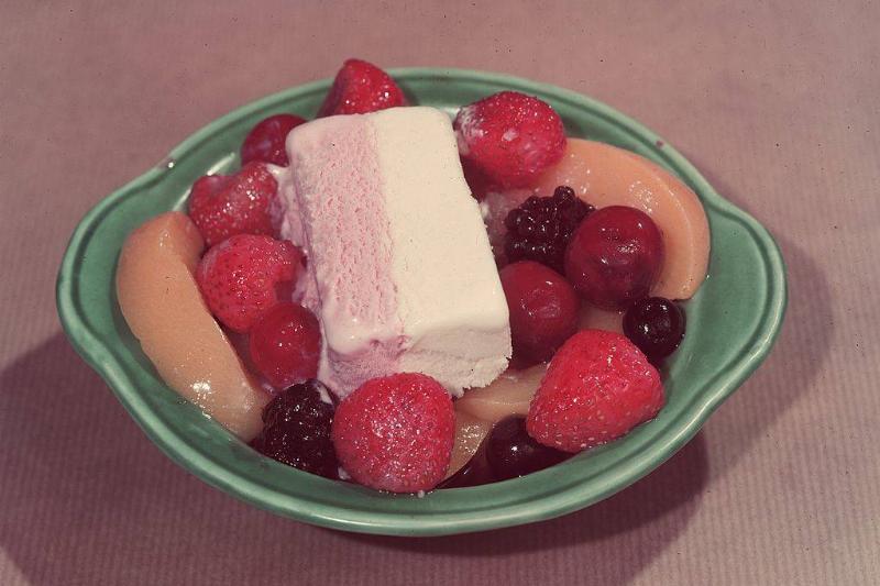 berries 3162647 Tinned strawberries, cherries, blackberries, blackcurrants and sliced peaches topped with Neapolitan ice cream