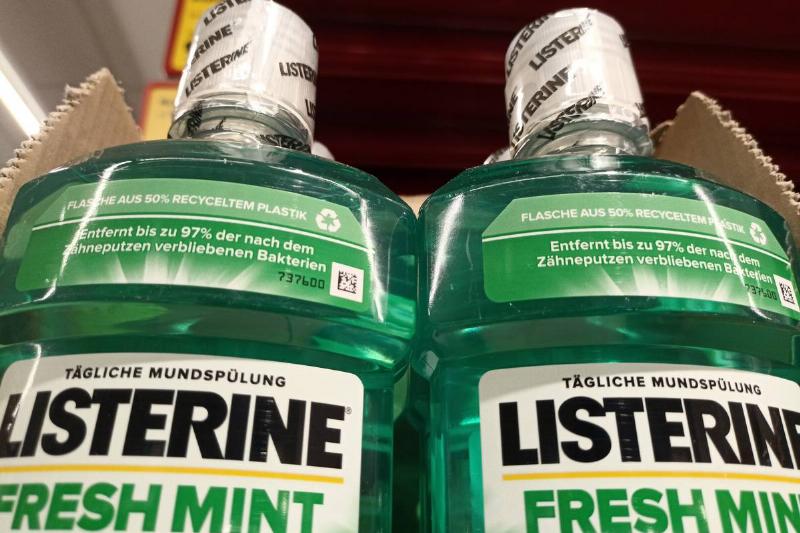 Listerine Fresh Mint mouthwash seen at Penny store...