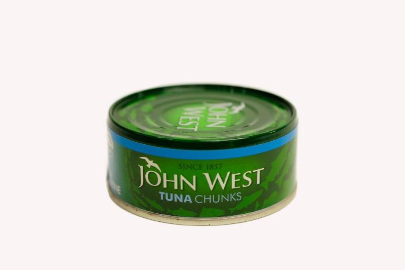 tuna 1265236663 close up of John West Tuna Chunks