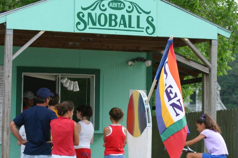 Ice cream stand A snoballs ice cream stand on the Tammany Trace bike trail.