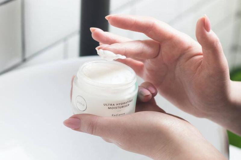 poko-skincare-eHE5l7cJVRY-unsplash poko-skincare-eHE5l7cJVRY-unsplash
