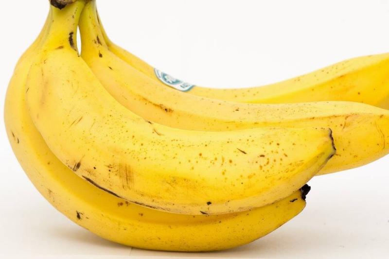 banana-g69650ac64_1920 banana-g69650ac64_1920