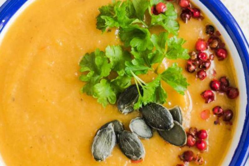 soup with parsley and pumpkin seeds soup with parsley and pumpkin seeds