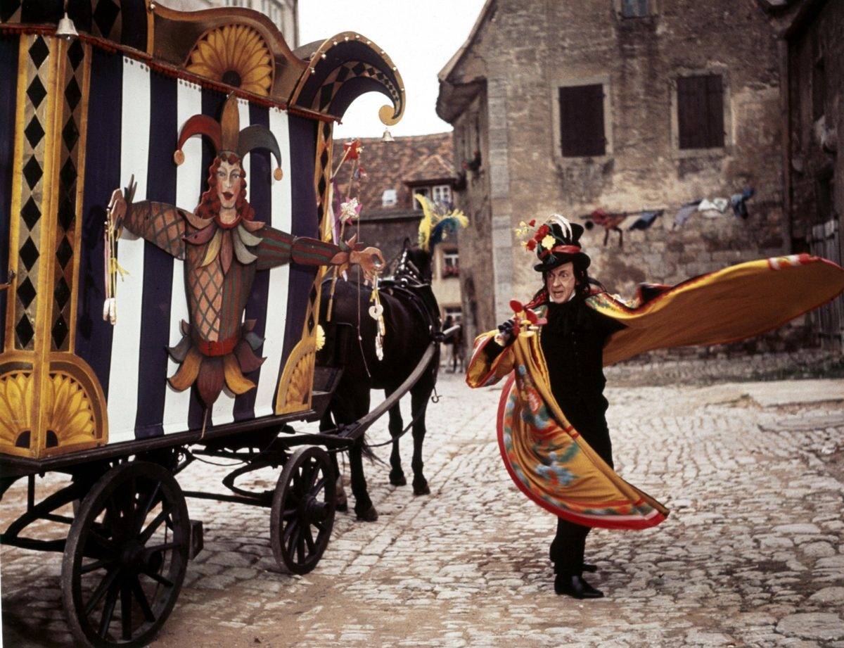 the child catcher with his carriage in chitty chitty bang bang