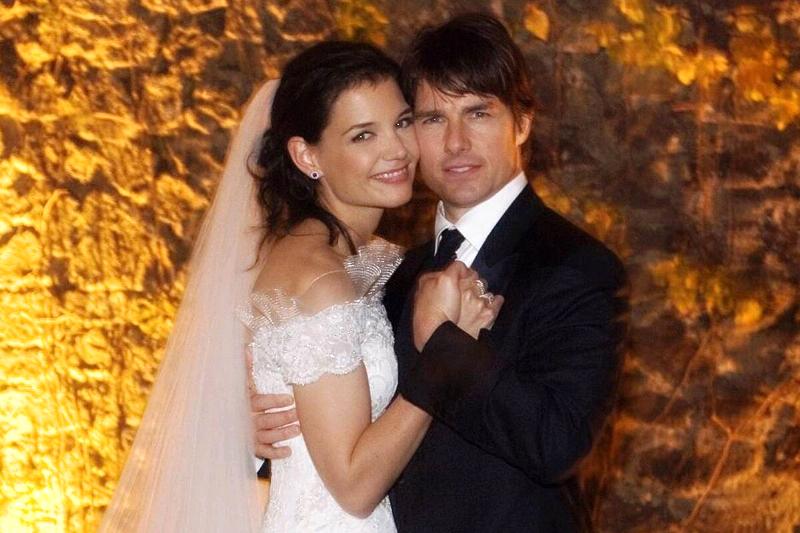 Tom Cruise and Katie Holmes Wedding in Italy - Official Photo - November 18, 2006 Tom Cruise and Katie Holmes Wedding in Italy - Official Photo - November 18, 2006