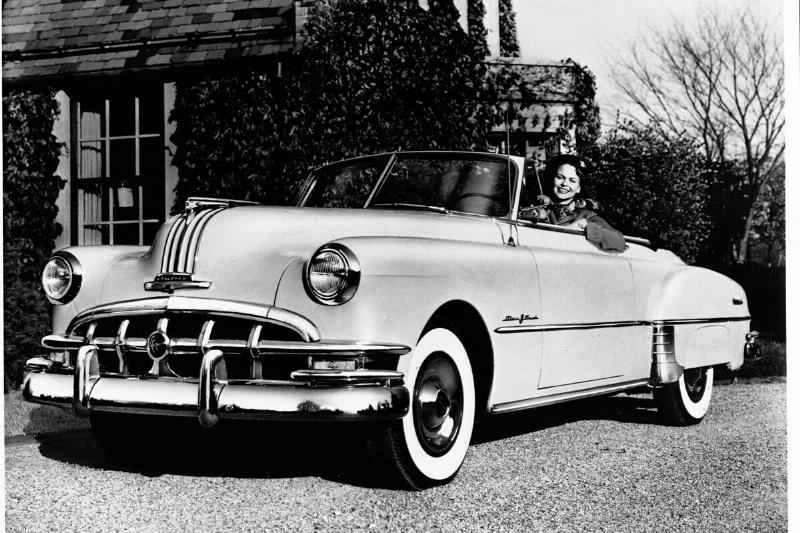 Woman Driving Pontiac Chieftain 8 Woman Driving Pontiac Chieftain 8