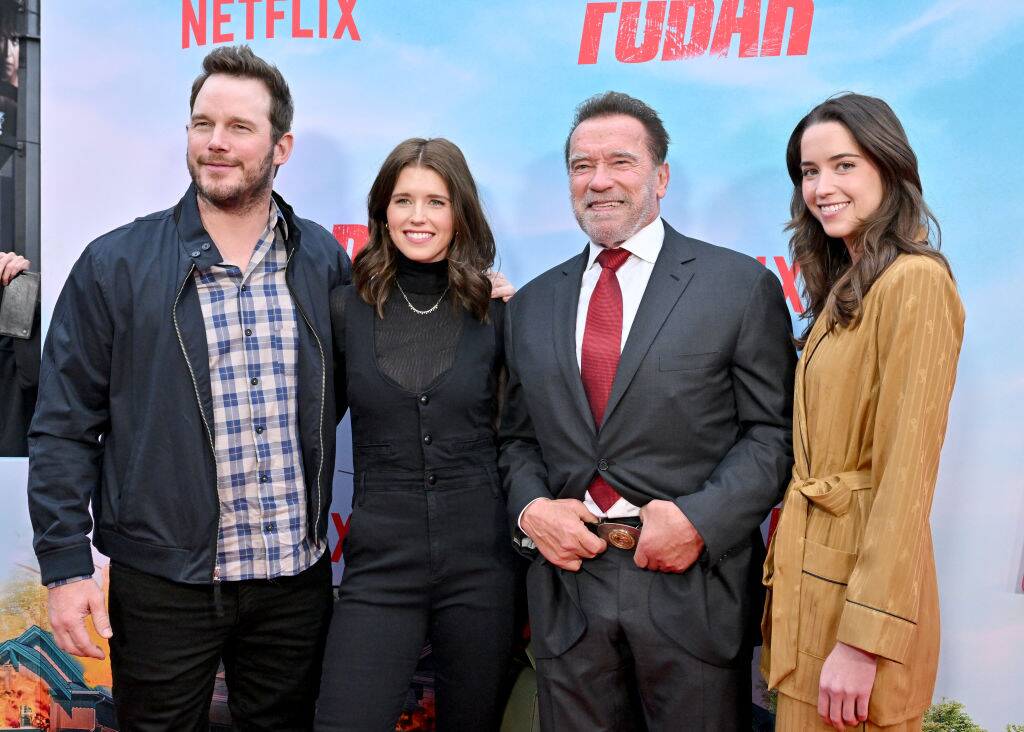 Chris Pratt, Katherine Schwarzenegger, Arnold Schwarzenegger, and Christina Schwarzenegger 