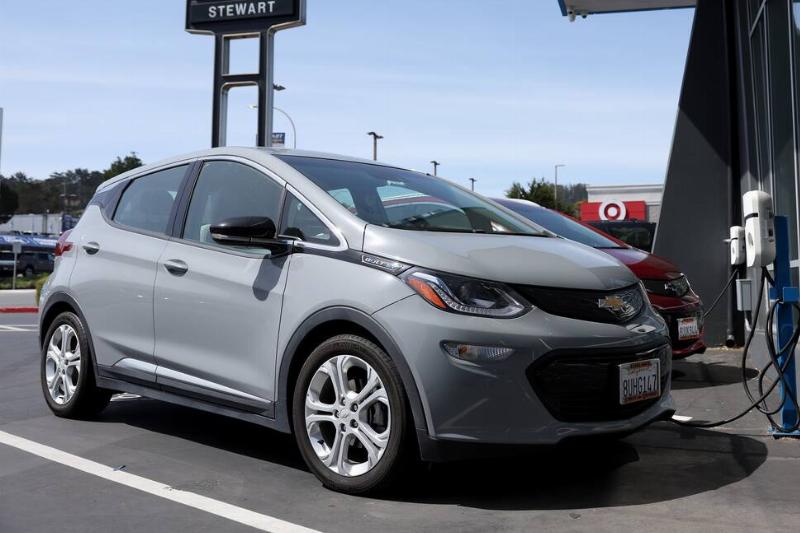 Chevrolet To Phase Out Production Of Chevy Bolt Electric Vehicle Chevrolet To Phase Out Production Of Chevy Bolt Electric Vehicle