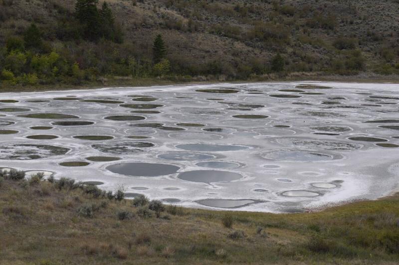 Spotted_Lake_(4294089698)