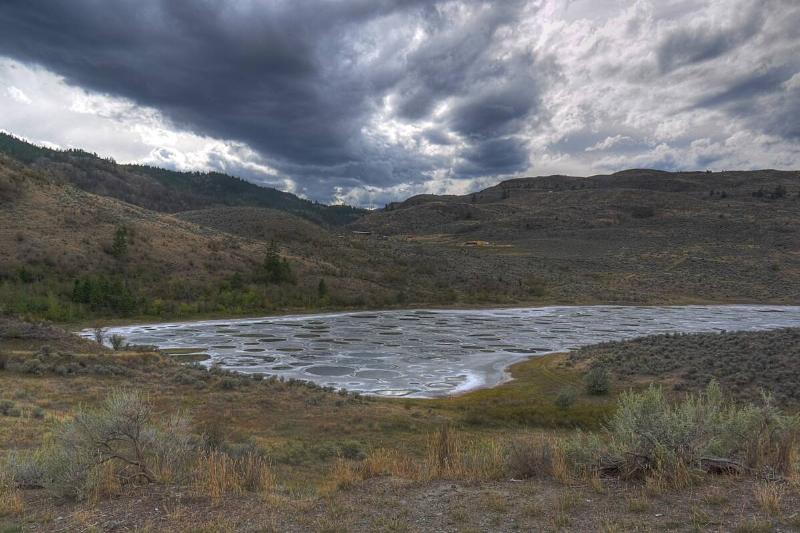 Spotted_Lake_(4296724546) Spotted_Lake_(4296724546)