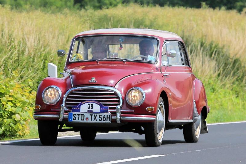DKW Autounion 3=6 Coupe de Luxe 1956 - gesehen bei ADAC Oldtimer Rundfahrt Niedersachsen Classic in Bad Pyrmont
