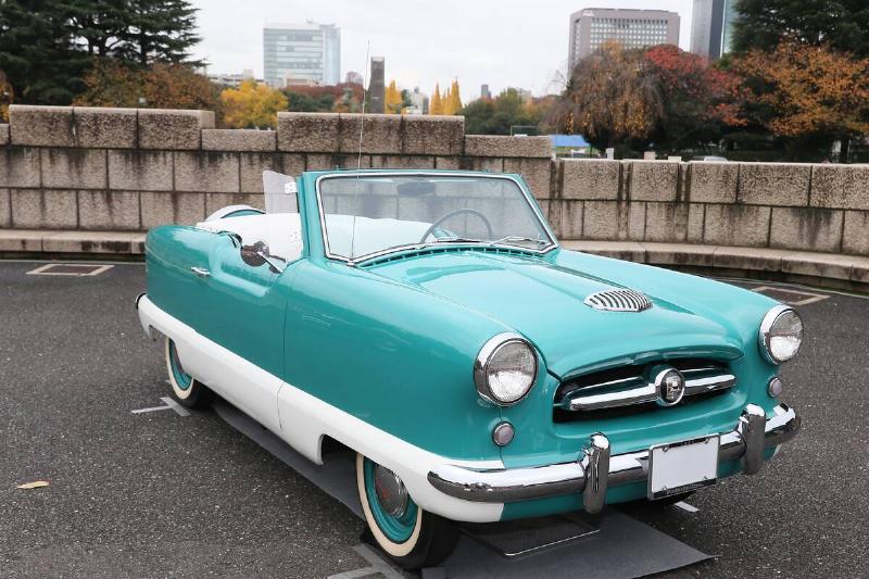 Owners Show Off Classic Cars In Autumn Tokyo Owners Show Off Classic Cars In Autumn Tokyo
