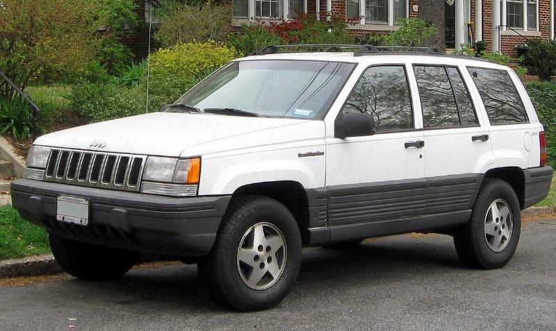 1993-1995_Jeep_Grand_Cherokee_- 03-30-2012