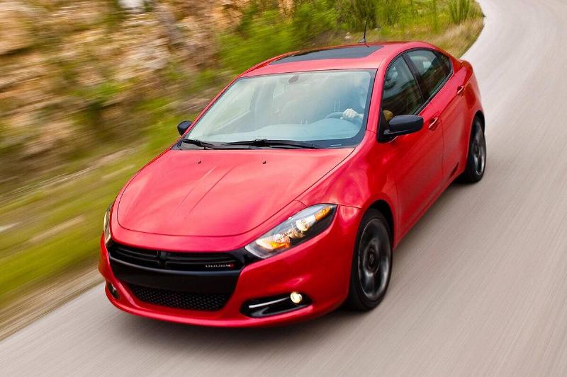2013-dodge-dart-front-view-driving-carbuzz-341129-1600 2013-dodge-dart-front-view-driving-carbuzz-341129-1600