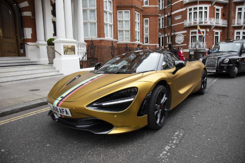 Gold McClaren in Knightsbridge In London Gold McClaren in Knightsbridge In London