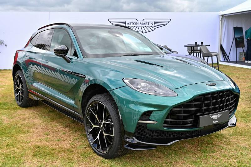 Salon Privé 2023 Returns To Blenheim Palace With A Line-up Of The World's Finest Car Brands Salon Privé 2023 Returns To Blenheim Palace With A Line-up Of The World's Finest Car Brands