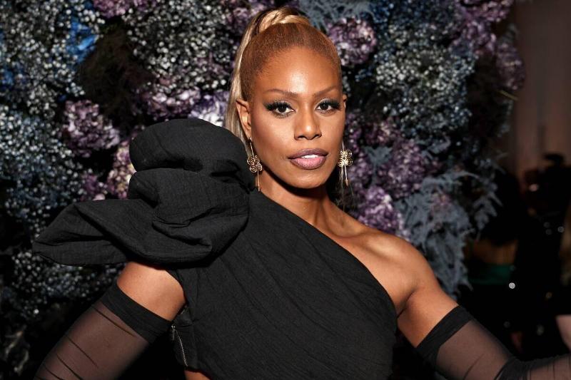 christian-siriano-ss24-runway-show-front-row-atmosphere-47313