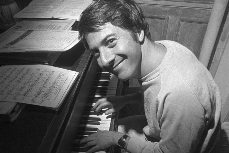 Dustin Hoffman Playing Piano Dustin Hoffman Playing Piano